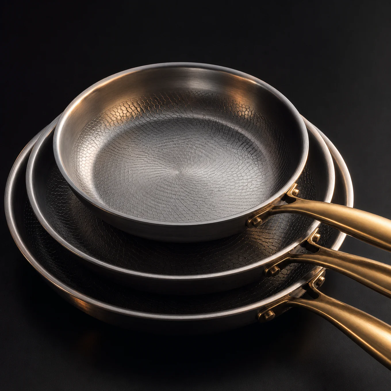Hand-Hammered Titanium Pan - 3-piece set I Limited Edition - Image 3